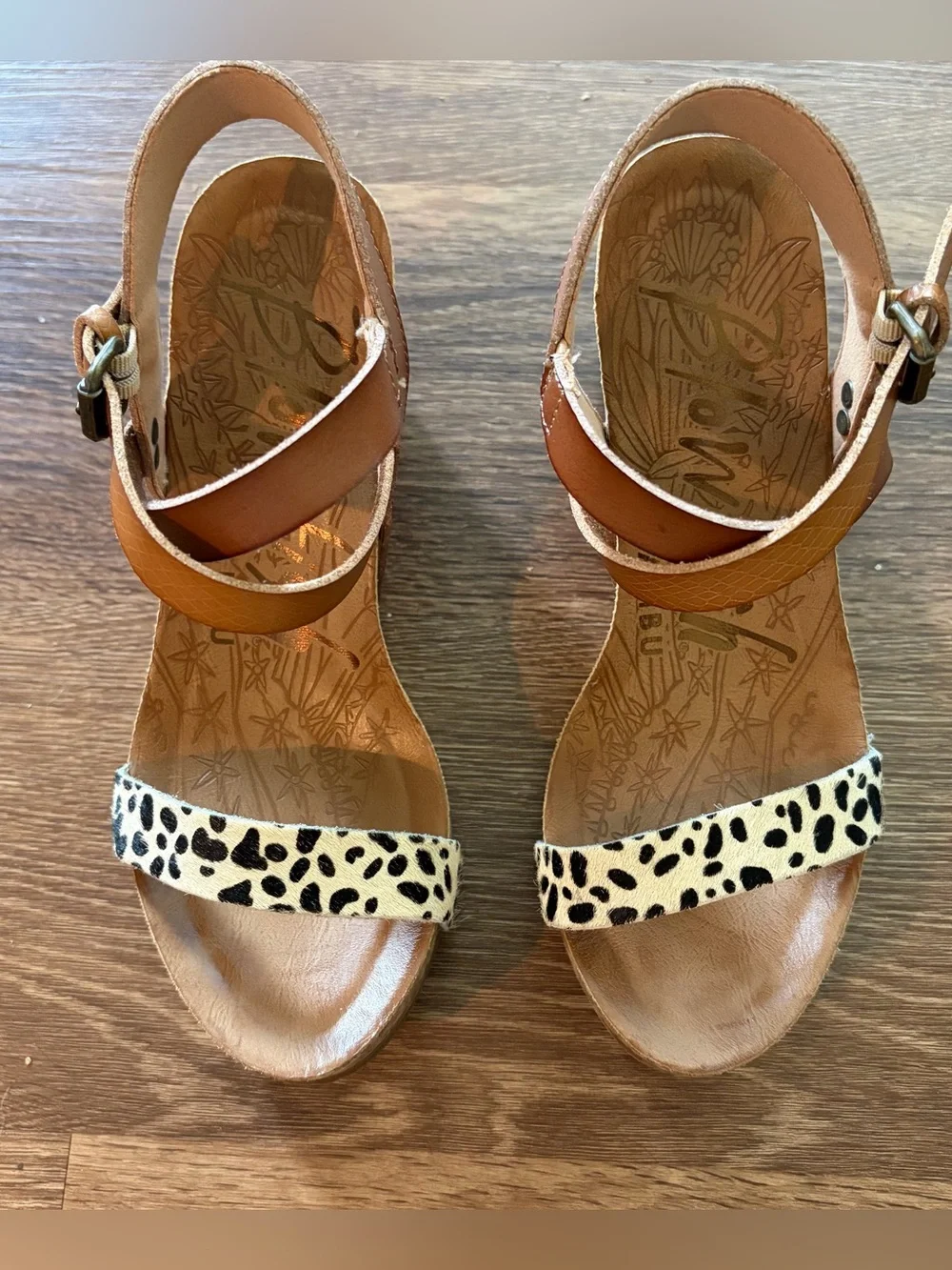 Bonefish- Tan Cork Wedge Sandals with Leopard-Print Strap Size 6.5